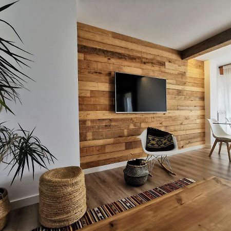 Ferienwohnung Oroel Jaca Exterior foto