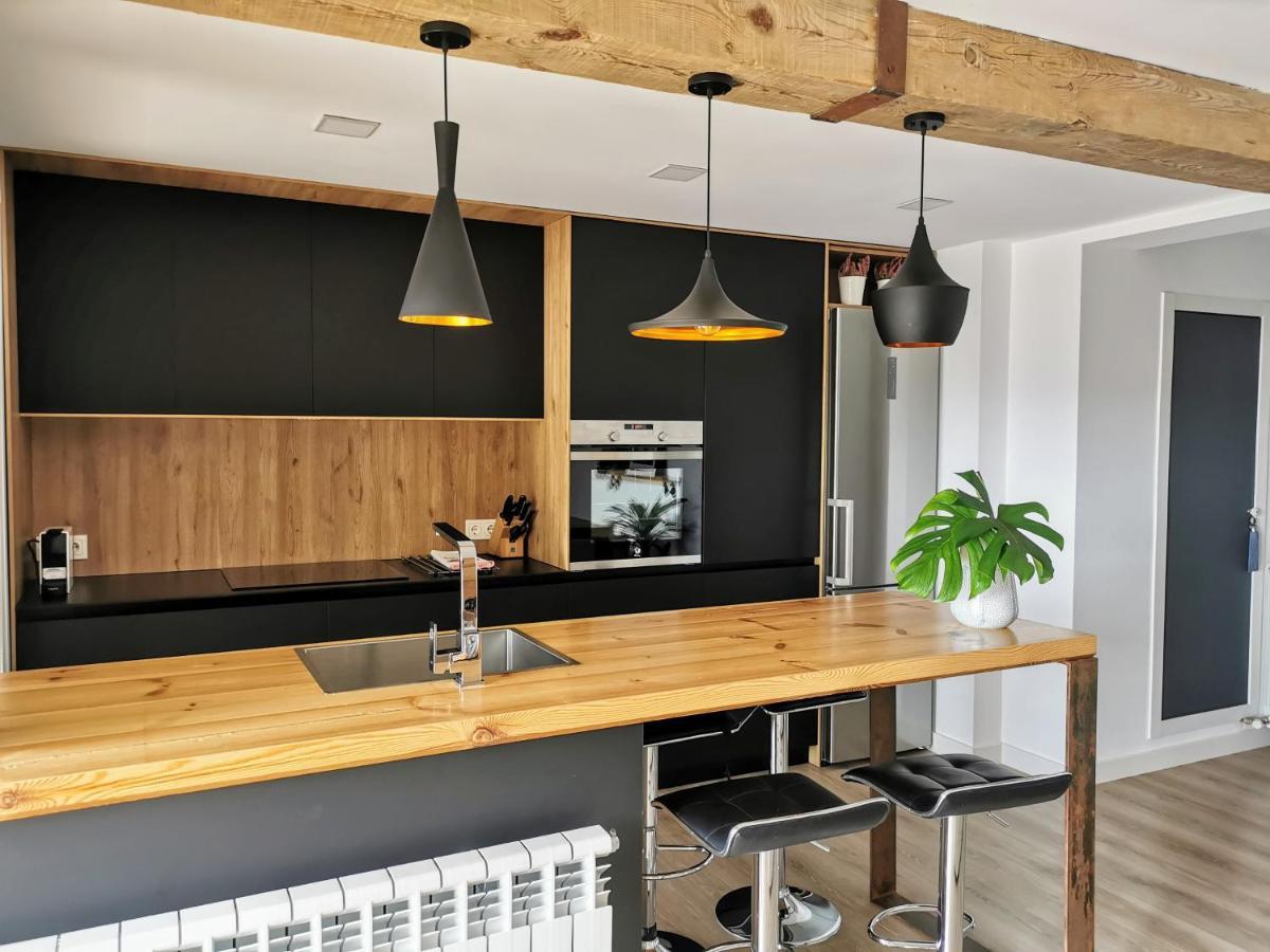 Ferienwohnung Oroel Jaca Exterior foto