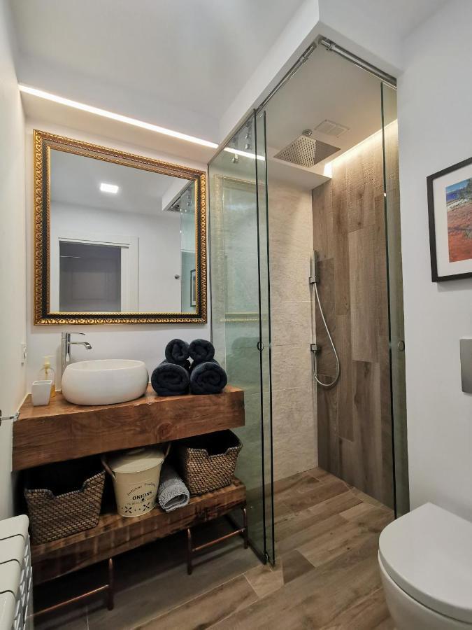 Ferienwohnung Oroel Jaca Exterior foto