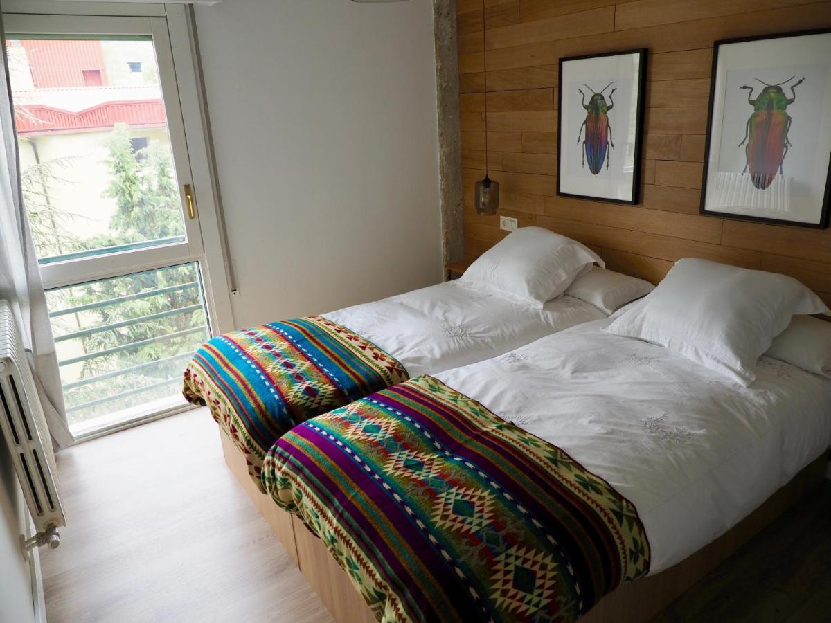 Ferienwohnung Oroel Jaca Exterior foto