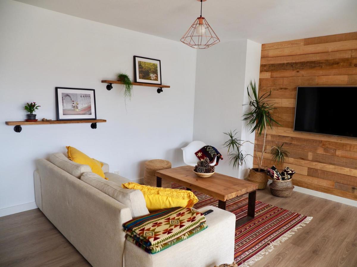 Ferienwohnung Oroel Jaca Exterior foto